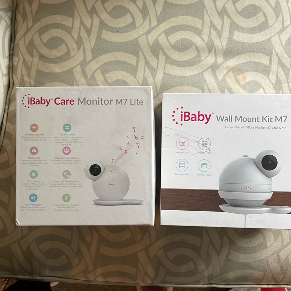 Unopened Ibaby WiFi baby monitor and wall mount